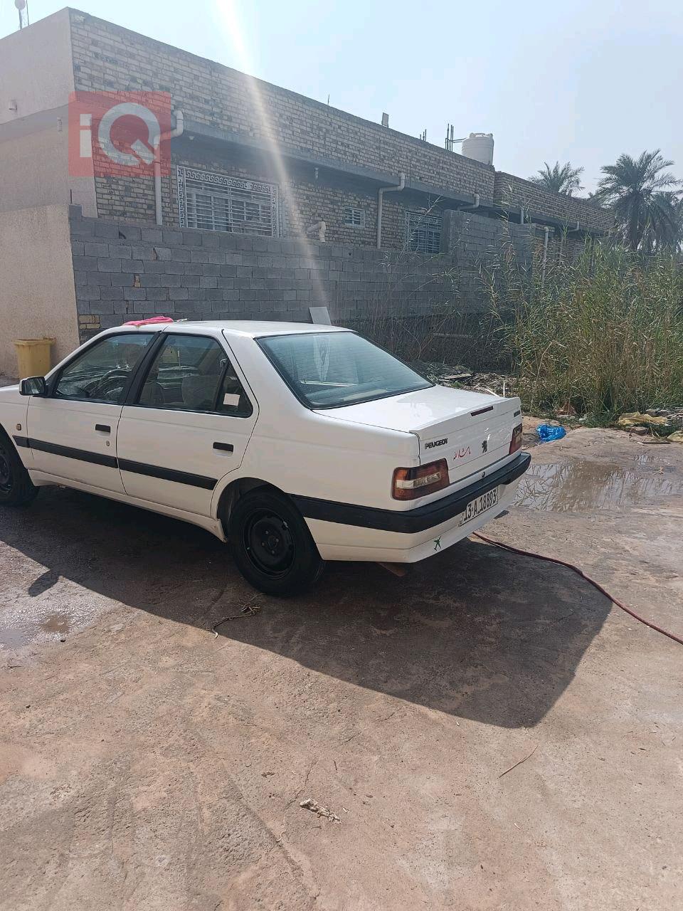 بیجۆ 405